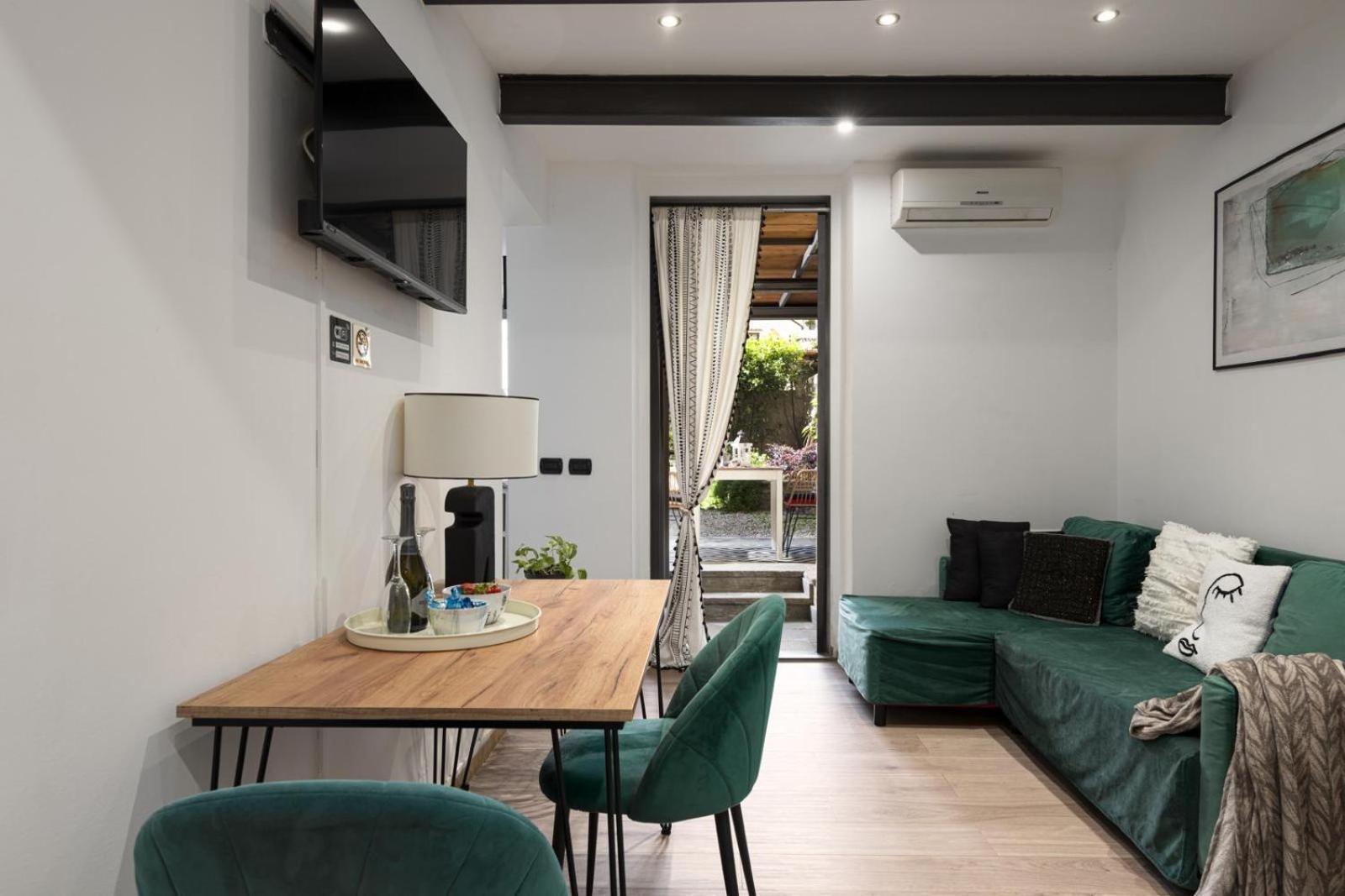 Nadia'S Lovely Home - With Private Garden And Jacuzzi Florence Exterior photo