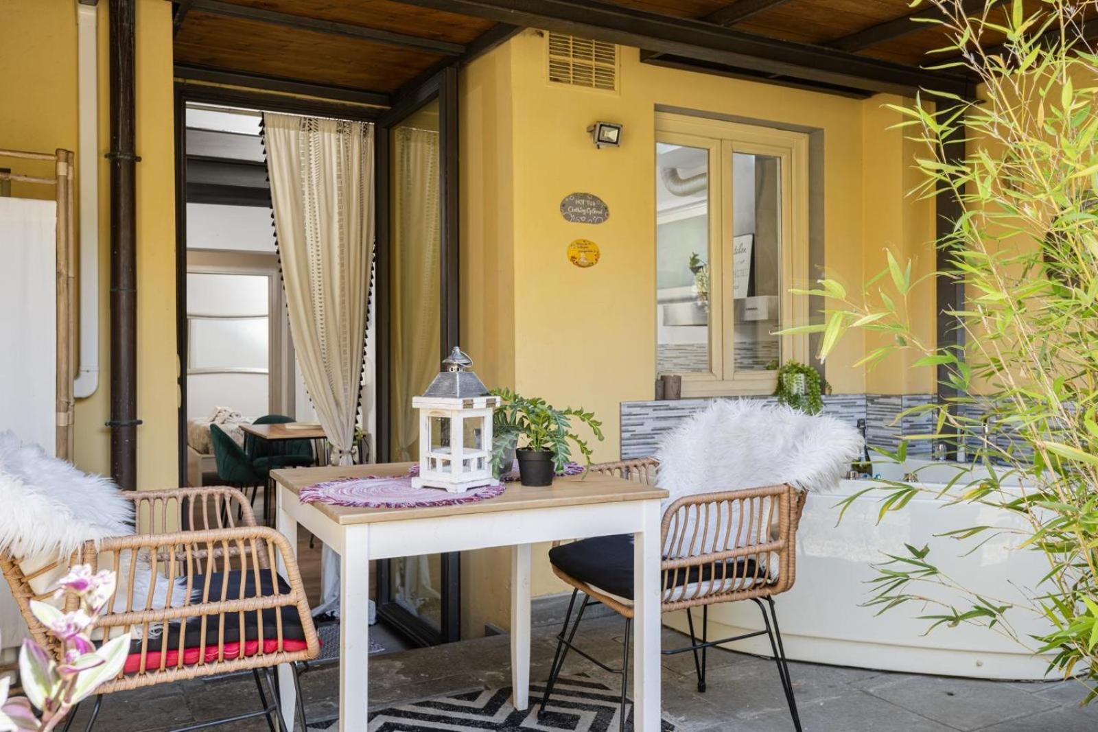 Nadia'S Lovely Home - With Private Garden And Jacuzzi Florence Exterior photo